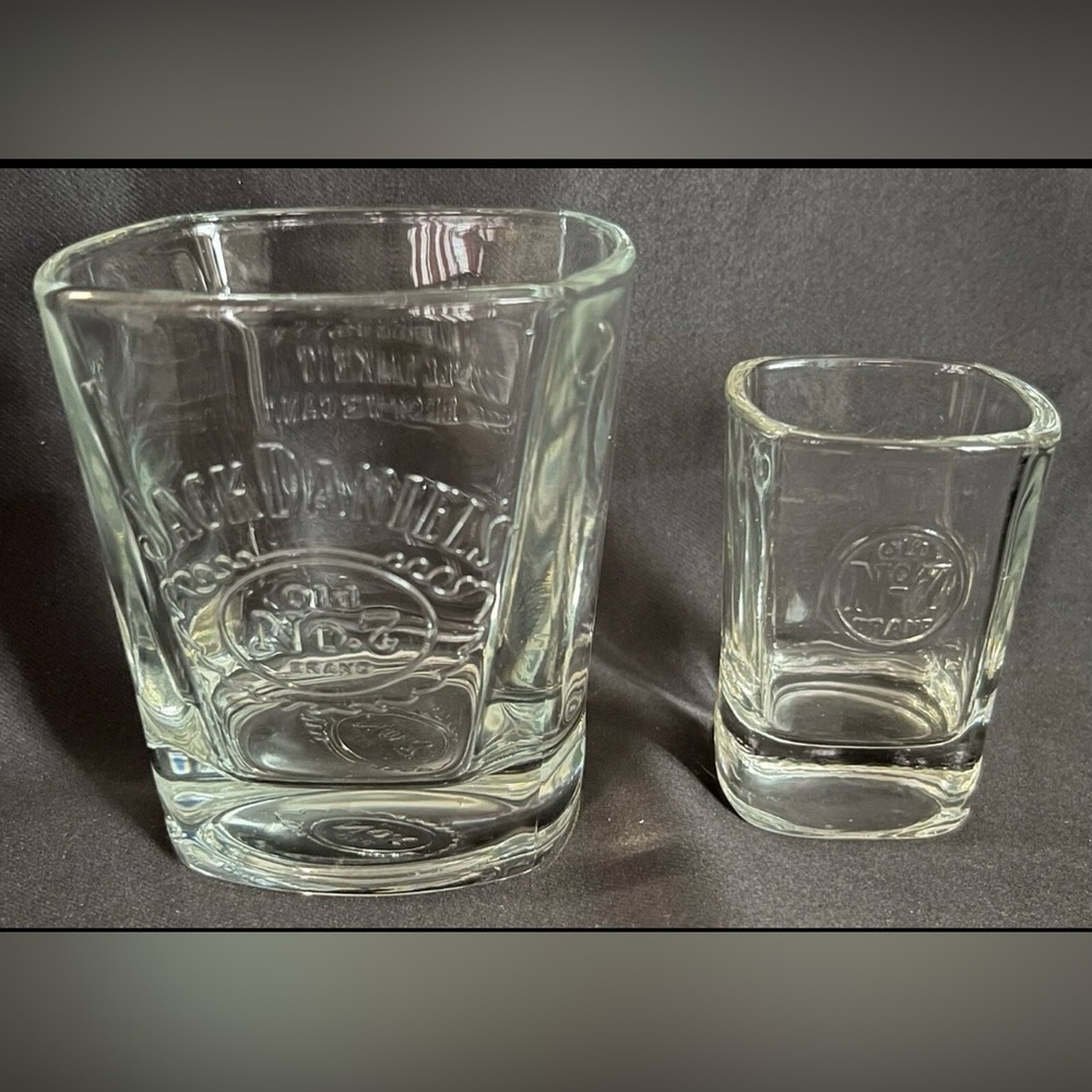 Jack Daniels Old No.7 Tennessee Whiskey Square Glass Lowball & Shot Glass.